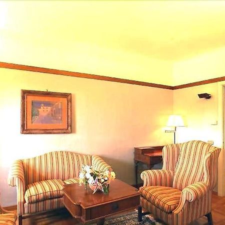 Hotel&Ristorante Miramonti Palazzo Storico 리에티 외부 사진