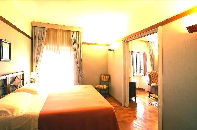 Hotel&Ristorante Miramonti Palazzo Storico 리에티 외부 사진