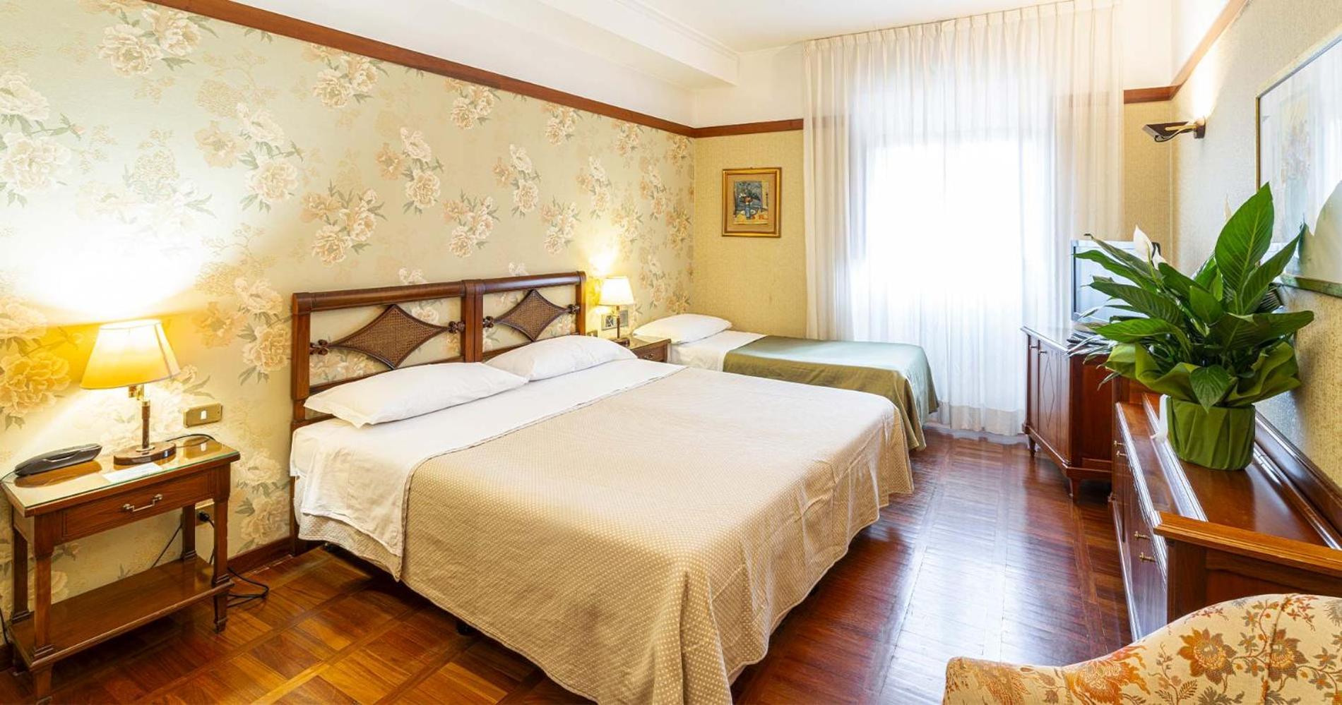 Hotel&Ristorante Miramonti Palazzo Storico 리에티 외부 사진