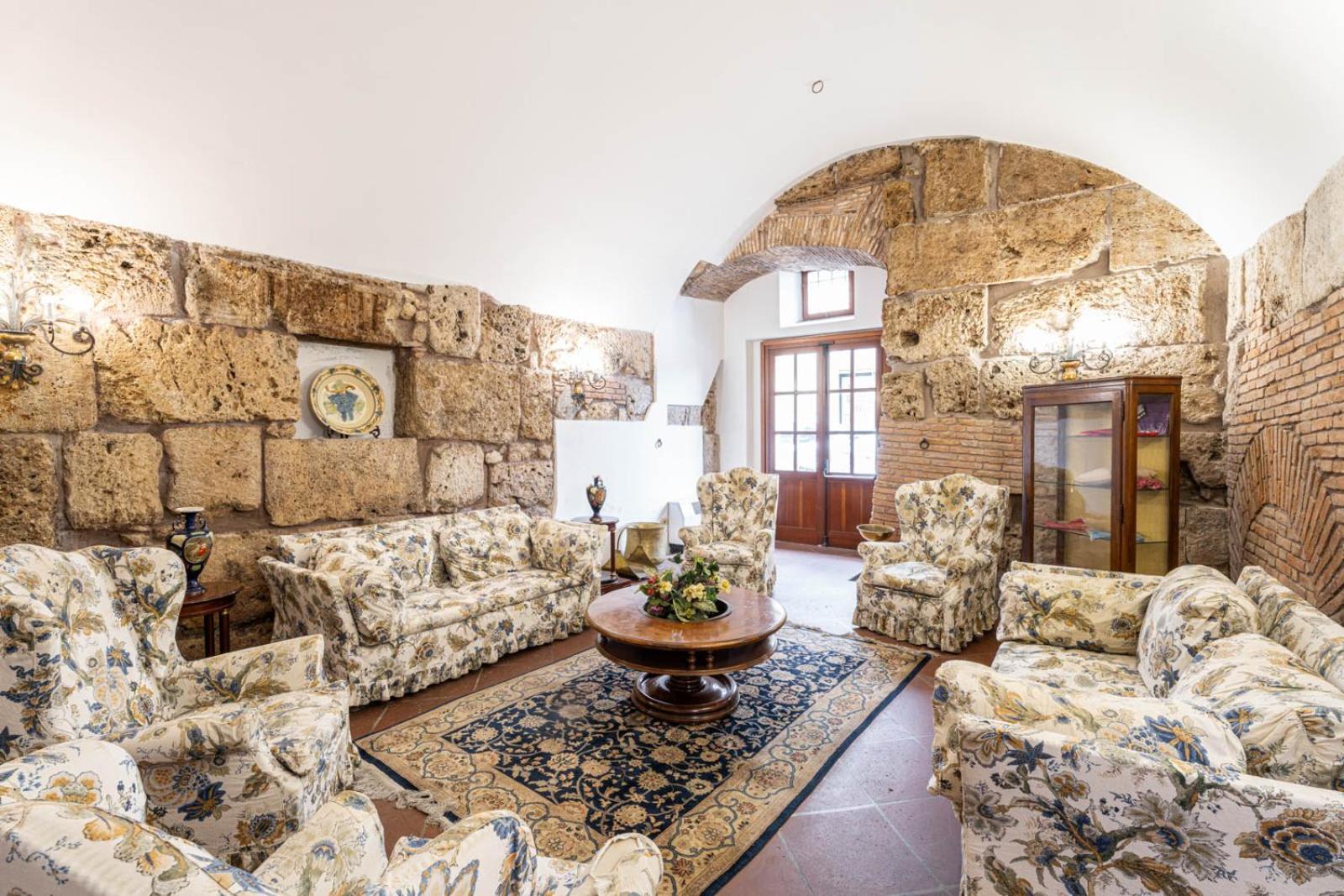 Hotel&Ristorante Miramonti Palazzo Storico 리에티 외부 사진